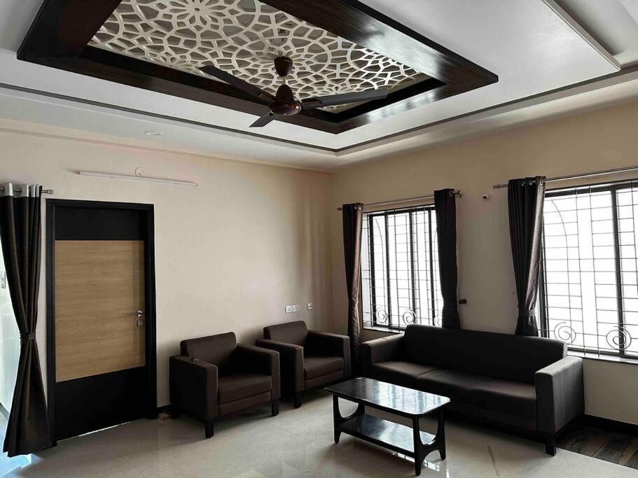 Nirvana Studio 1 Apartment Belgaum Exterior photo